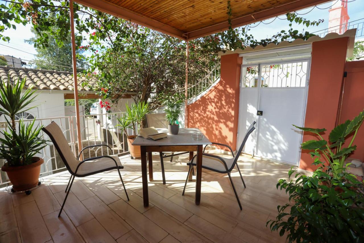 Family House At Corfu Town Διαμέρισμα Εξωτερικό φωτογραφία